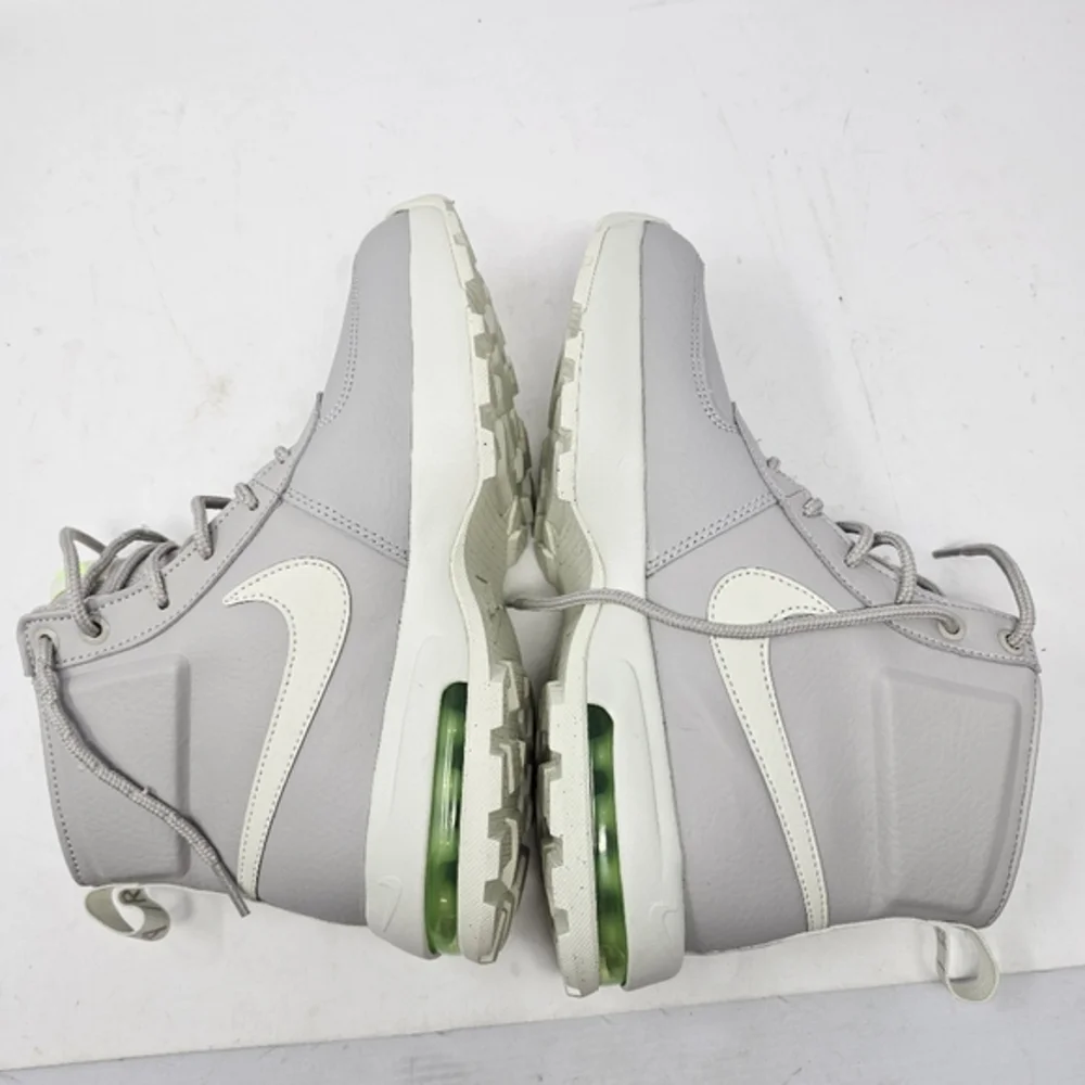 New Nike Air Max Goaterra 2.0 Big Kids All Weather Boot Size 7y DC9515-002 Gray.